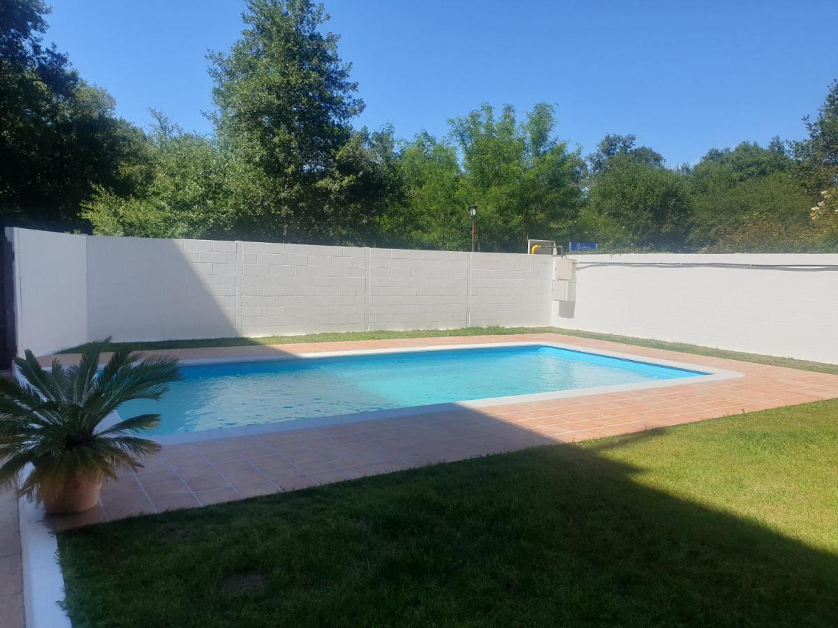 Hotel Millan Negreira Bagian luar foto