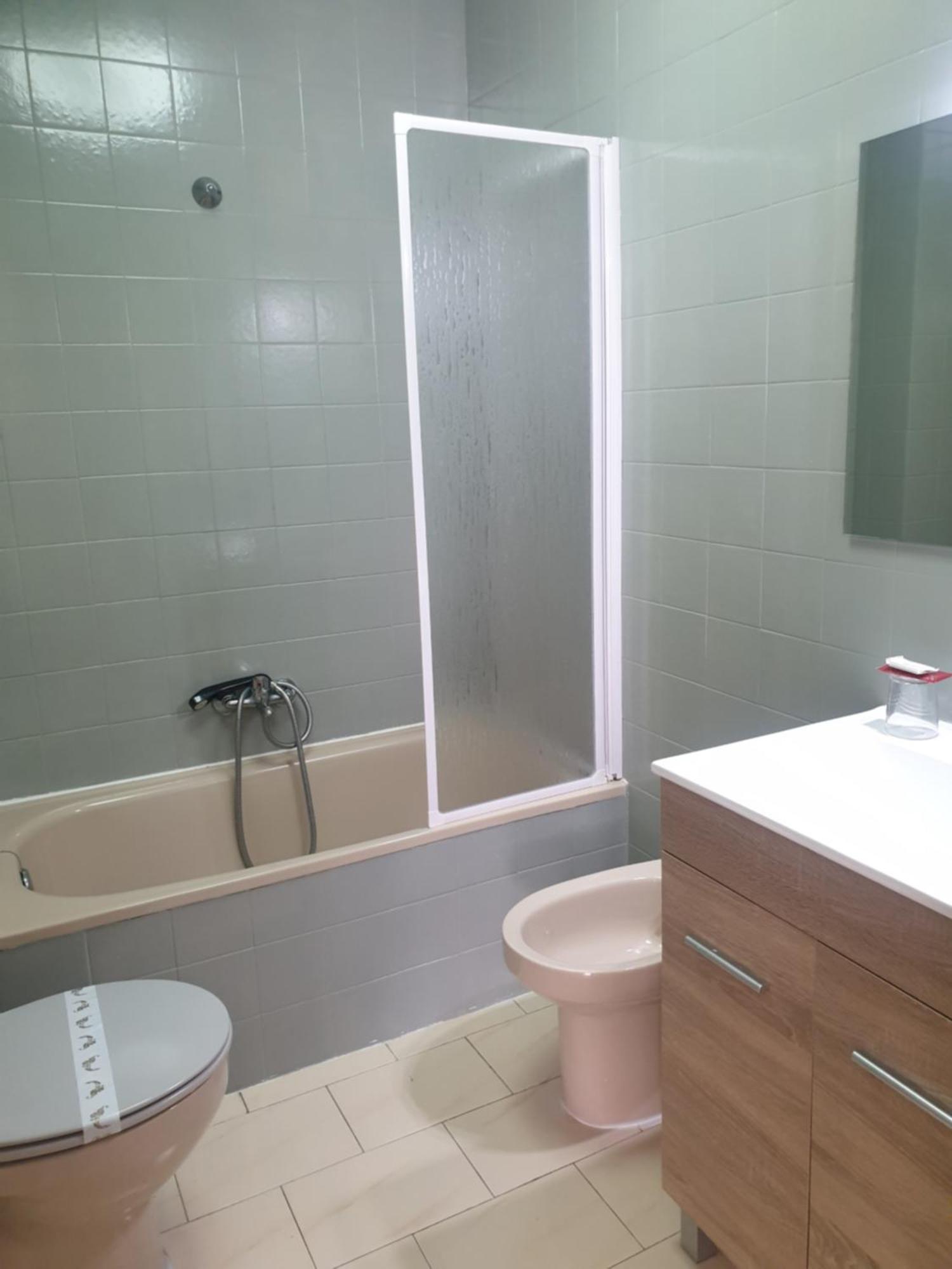 Hotel Millan Negreira Bagian luar foto