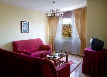 Hotel Millan Negreira Bagian luar foto
